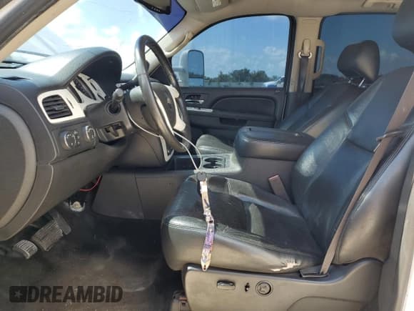 ✅ 2012 Chevrolet Silverado 1500 LTZ • VIN: 3GCPKTE74CG221844 • Lot: 66490904. Listed on Copart with 130,469 mi. Free auction sales archive from the USA and detailed vehicle history report at DreamBid. Image 7.