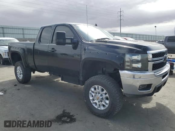 ✅ 2011 Chevrolet Silverado 2500HD LTZ • VIN: 1GC2KYC80BZ298910 • Lot: 45534755. Listed on Copart with 179,293 mi. Free auction sales archive from the USA and detailed vehicle history report at DreamBid. Image 4.