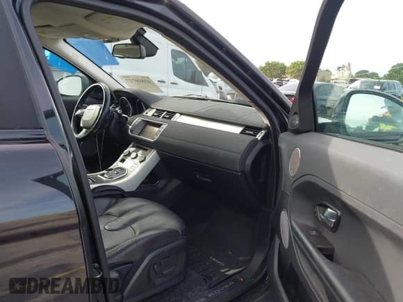 ✅ 2014 Land Rover Range Rover Evoque Pure Plus • VIN: SALVP2BG0EH862983 • Lot: 43810727. Wystawiony na IAAI z przebiegiem 103 645 mil. Bezpłatny archiwum sprzedaży aukcyjnych z USA i szczegółowy raport historii pojazdu na DreamBid. Zdjęcie 5.