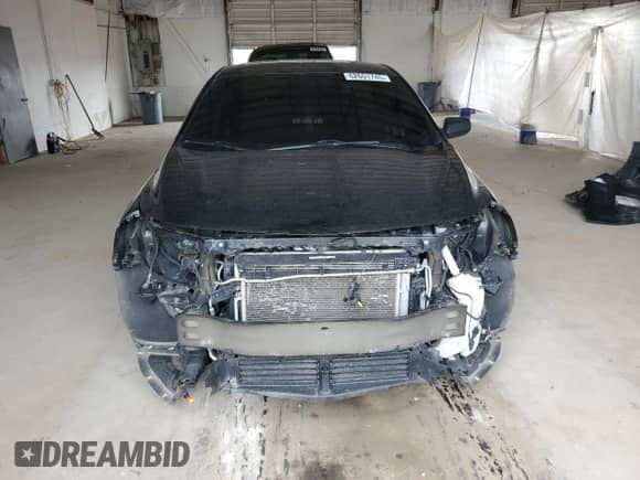 2019 Chevrolet Malibu RS z VIN 1G1ZG5ST4KF214215, wystawiony jako Copart lot #62601745 z przebiegiem 116 571 mil mil oraz Szkoda całkowita • Salvage title. Historia ofert i sprzedaży dostępna na DreamBid. Obrazek 5.