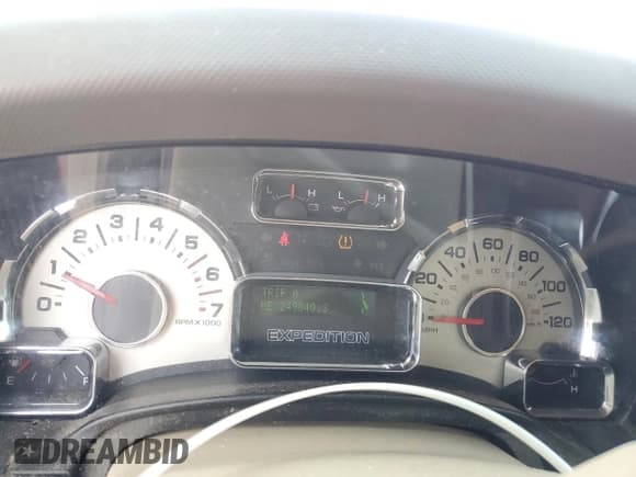 ✅ 2007 Ford Expedition Max Eddie Bauer • VIN: 1FMFK18557LA88588 • Lot: 81276405. Listed on Copart with 249,840 mi. Free auction sales archive from the USA and detailed vehicle history report at DreamBid. Image 9.