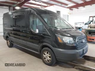 ✅ 2015 Ford Transit Cargo • VIN: 1FTYR2CM1FKA75905 • Lot: 42817854. Wystawiony na IAAI z przebiegiem 142 915 mil. Bezpłatny archiwum sprzedaży aukcyjnych z USA i szczegółowy raport historii pojazdu na DreamBid. Zdjęcie 1.