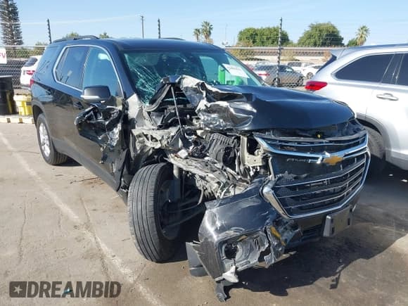 ✅ 2021 Chevrolet Traverse LT Cloth • VIN: 1GNERGKW7MJ236528 • Lot: 43406533. Wystawiony na IAAI z przebiegiem 59 484 mil. Bezpłatny archiwum sprzedaży aukcyjnych z USA i szczegółowy raport historii pojazdu na DreamBid. Zdjęcie 1.