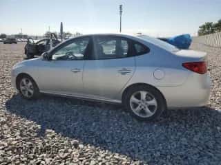 2008 Hyundai Elantra GLS z VIN KMHDU46D78U501393, wystawiony jako Copart lot #89888055 z przebiegiem 57 556 mil mil oraz Szkoda całkowita • Salvage title. Historia ofert i sprzedaży dostępna na DreamBid. Obrazek 2.