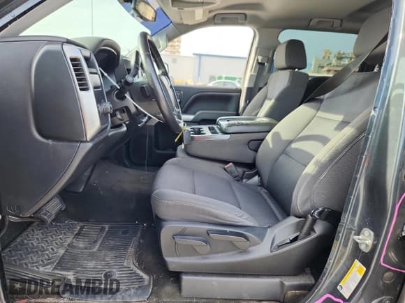 ✅ 2018 Chevrolet Silverado 1500 LT • VIN: 3GCPCREC4JG103383 • Lot: 93259325. Wystawiony na Copart z przebiegiem 182 821 mil. Bezpłatny archiwum sprzedaży aukcyjnych z USA i szczegółowy raport historii pojazdu na DreamBid. Zdjęcie 7.