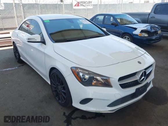 ✅ 2019 Mercedes-Benz CLA 250 • VIN: WDDSJ4GB9KN776739 • Lot: 42732892. Wystawiony na IAAI z przebiegiem 52 813 mil. Bezpłatny archiwum sprzedaży aukcyjnych z USA i szczegółowy raport historii pojazdu na DreamBid. Zdjęcie 1.