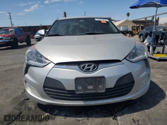 2017 Hyundai Veloster с VIN KMHTC6AD3HU308336, выставлен на аукционе Copart как лот 65843884 с пробегом 165 249 миль миль и Списание • Salvage title. История ставок и продаж доступна на DreamBid. Изображение 5.