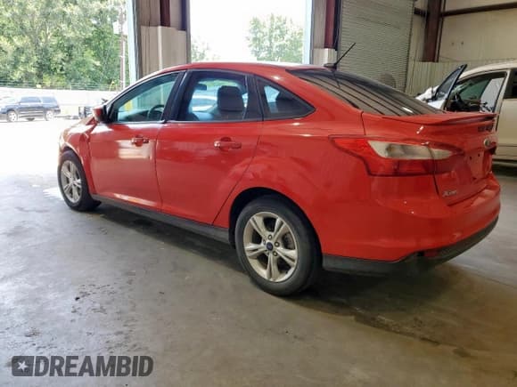 ✅ 2012 Ford Focus SE • VIN: 1FAHP3F20CL205917 • Lot: 61431915. Wystawiony na Copart z przebiegiem 135 803 mil. Bezpłatny archiwum sprzedaży aukcyjnych z USA i szczegółowy raport historii pojazdu na DreamBid. Zdjęcie 2.