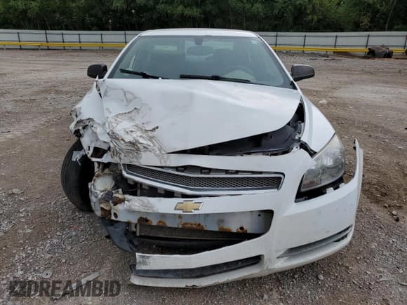 ✅ 2009 Chevrolet Malibu 1LS • VIN: 1G1ZG57B794133361 • Lot: 70992385. Wystawiony na Copart z przebiegiem 194 404 mil. Bezpłatny archiwum sprzedaży aukcyjnych z USA i szczegółowy raport historii pojazdu na DreamBid. Zdjęcie 5.