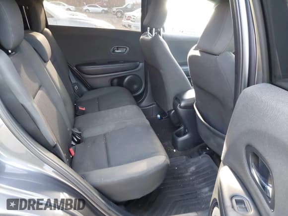 ✅ 2020 Honda HR-V Sport • VIN: 3CZRU6H19LM729072 • Lot: 43526845. Wystawiony na IAAI z przebiegiem 114 784 mil. Bezpłatny archiwum sprzedaży aukcyjnych z USA i szczegółowy raport historii pojazdu na DreamBid. Zdjęcie 8.