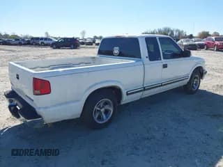 ✅ 2003 Chevrolet S-10 LS • VIN: 1GCCS19X738256607 • Лот: 41833706. Опубликован ранее на IAAI с пробегом 98 740 миль. Бесплатный доступ к архиву аукционных продаж из США и подробный отчёт об истории автомобиля на DreamBid. Изображение 4.