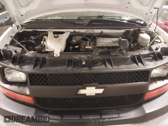 ✅ 2014 Chevrolet Express Cargo • VIN: 1GCWGFCGXE1145405 • Lot: 41331839. Listed on IAAI with 204,793 mi. Free auction sales archive from the USA and detailed vehicle history report at DreamBid. Image 10.