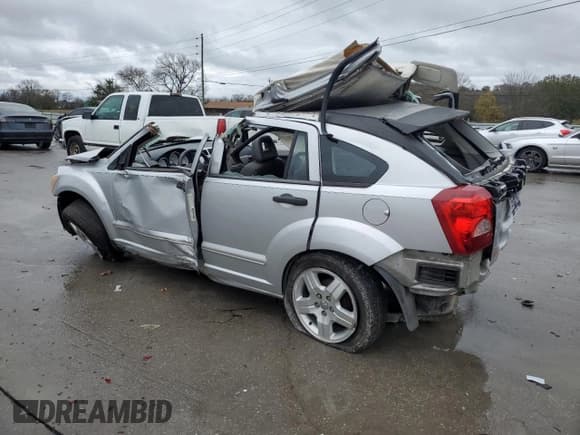 ✅ 2007 Dodge Caliber SXT • VIN: 1B3HB48B77D264072 • Лот: 81245704. Опубликован ранее на Copart с пробегом 204 010 миль. Бесплатный доступ к архиву аукционных продаж из США и подробный отчёт об истории автомобиля на DreamBid. Изображение 2.