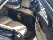 ✅ 2016 Mercedes-Benz C 300 • VIN: WDDWF4JB0GR143624 • Lot: 43085207. Wystawiony na IAAI z przebiegiem Nie podano. Bezpłatny archiwum sprzedaży aukcyjnych z USA i szczegółowy raport historii pojazdu na DreamBid. Zdjęcie 8.