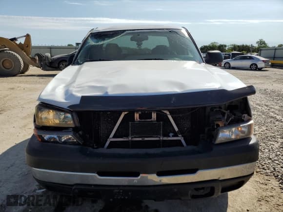 ✅ 2006 Chevrolet Silverado 2500HD Work Truck • VIN: 1GCHK29UX6E129048 • Lot: 71828374. Wystawiony na Copart z przebiegiem 287 119 mil. Bezpłatny archiwum sprzedaży aukcyjnych z USA i szczegółowy raport historii pojazdu na DreamBid. Zdjęcie 5.