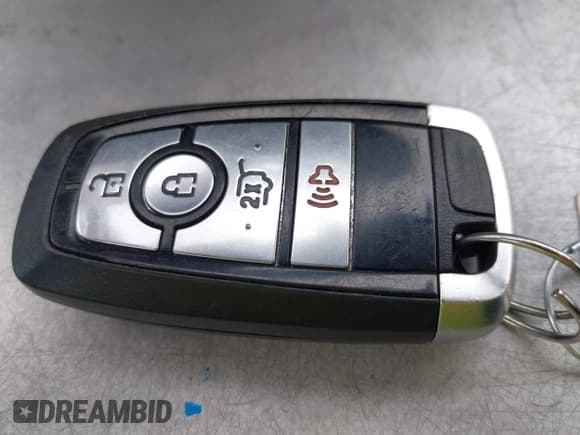 ✅ 2020 Ford Explorer XLT • VIN: 1FMSK7DH8LGA91022 • Lot: 42104855. Wystawiony na IAAI z przebiegiem 80 102 mil. Bezpłatny archiwum sprzedaży aukcyjnych z USA i szczegółowy raport historii pojazdu na DreamBid. Zdjęcie 11.