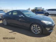 ✅ 2013 Hyundai Genesis Coupe Track • VIN: KMHHU6KJ5DU081216 • Лот: 55539535. Опубликован ранее на Copart с пробегом 162 021 миль. Бесплатный доступ к архиву аукционных продаж из США и подробный отчёт об истории автомобиля на DreamBid. Изображение 4.