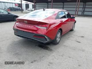 ✅ 2024 Hyundai Elantra SE • VIN: KMHLL4DG0RU840042 • Лот: 43345194. Опубликован ранее на IAAI с пробегом 33 567 миль. Бесплатный доступ к архиву аукционных продаж из США и подробный отчёт об истории автомобиля на DreamBid. Изображение 4.