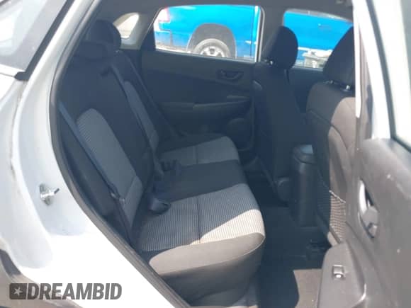 2019 Hyundai Kona SE z VIN KM8K12AA3KU282781, wystawiony jako IAAI lot #42518967 z przebiegiem 73 174 mil mil oraz . Historia ofert i sprzedaży dostępna na DreamBid. Obrazek 8.