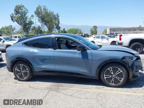 ✅ 2023 Ford Mustang Mach-E Premium • VIN: 3FMTK3R47PMA60861 • Lot: 42311615. Listed on IAAI with 27,469 mi. Free auction sales archive from the USA and detailed vehicle history report at DreamBid. Image 13.