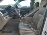 ✅ 2015 Chevrolet Suburban LTZ • VIN: 1GNSCKKC1FR573715 • Lot: 72481114. Wystawiony na Copart z przebiegiem 195 335 mil. Bezpłatny archiwum sprzedaży aukcyjnych z USA i szczegółowy raport historii pojazdu na DreamBid. Zdjęcie 7.