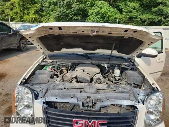 ✅ 2013 GMC Yukon SLT • VIN: 1GKS1CE05DR259086 • Lot: 70574505. Wystawiony na Copart z przebiegiem 130 086 mil. Bezpłatny archiwum sprzedaży aukcyjnych z USA i szczegółowy raport historii pojazdu na DreamBid. Zdjęcie 12.