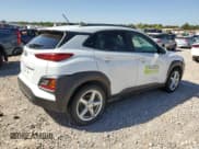 ✅ 2020 Hyundai Kona SEL • VIN: KM8K22AA4LU509152 • Лот: 71717664. Опубликован ранее на Copart с пробегом Не указан. Бесплатный доступ к архиву аукционных продаж из США и подробный отчёт об истории автомобиля на DreamBid. Изображение 3.