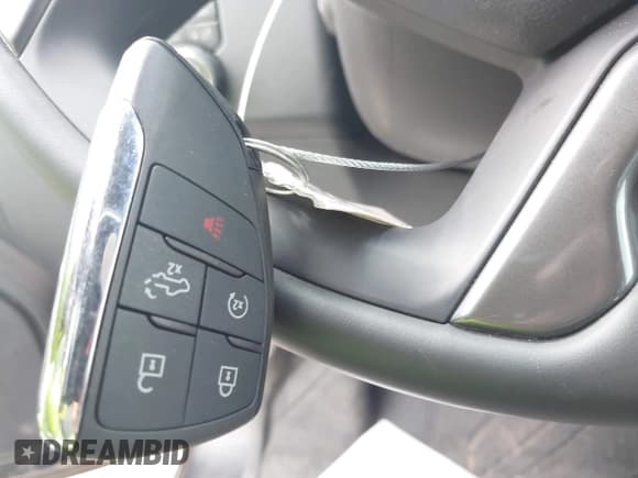 ✅ 2025 Chevrolet Silverado 1500 • VIN: 3GCUKHE84SG100755 • Lot: 43099713. Wystawiony na IAAI z przebiegiem 6 293 mil. Bezpłatny archiwum sprzedaży aukcyjnych z USA i szczegółowy raport historii pojazdu na DreamBid. Zdjęcie 11.