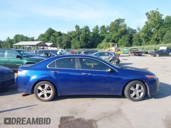 ✅ 2013 Acura TSX Technology • VIN: JH4CU2F69DC006987 • Лот: 42838370. Опубликован ранее на IAAI с пробегом 175 197 миль. Бесплатный доступ к архиву аукционных продаж из США и подробный отчёт об истории автомобиля на DreamBid. Изображение 13.