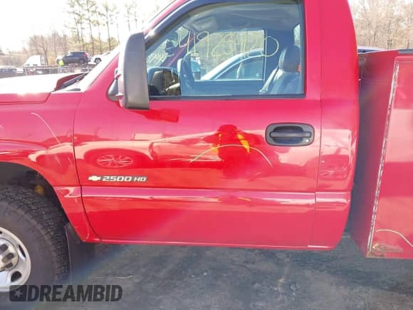 2006 Chevrolet Silverado 2500HD LT1 with VIN 1GCHK24U16E145209, listed as a IAAI auction lot 41925420 with 110,285 mi miles and . Bid and sale history available at DreamBid. Image 14.