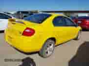 2004 Dodge Neon SXT z VIN 1B3ES56C44D605623, wystawiony jako IAAI lot #41699231 z przebiegiem 187 230 mil mil oraz . Historia ofert i sprzedaży dostępna na DreamBid. Obrazek 4.