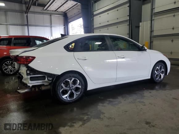 ✅ 2019 Kia Forte LXS • VIN: 3KPF24AD3KE059454 • Лот: 53843775. Опубликован ранее на Copart с пробегом 109 062 миль. Бесплатный доступ к архиву аукционных продаж из США и подробный отчёт об истории автомобиля на DreamBid. Изображение 3.
