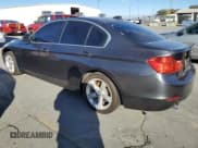 ✅ 2015 BMW 3 Series 328d • VIN: WBA3D3C58FK158266 • Лот: 90724175. Опубликован ранее на Copart с пробегом 167 229 миль. Бесплатный доступ к архиву аукционных продаж из США и подробный отчёт об истории автомобиля на DreamBid. Изображение 2.