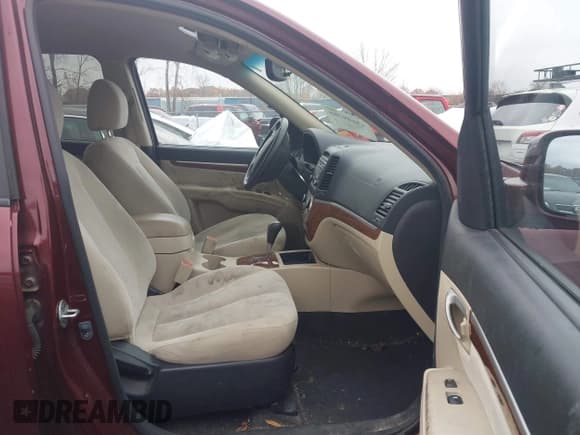 ✅ 2009 Hyundai Santa Fe Limited • VIN: 5NMSH13E59H239863 • Лот: 43649785. Опубликован ранее на IAAI с пробегом 193 058 миль. Бесплатный доступ к архиву аукционных продаж из США и подробный отчёт об истории автомобиля на DreamBid. Изображение 5.