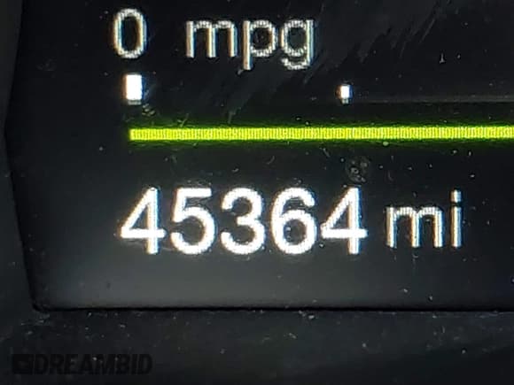 ✅ 2018 Alfa Romeo Giulia • VIN: ZARFAEDN6J7566415 • Lot: 42173243. Wystawiony na IAAI z przebiegiem 45 364 mil. Bezpłatny archiwum sprzedaży aukcyjnych z USA i szczegółowy raport historii pojazdu na DreamBid. Zdjęcie 15.