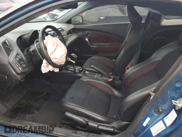 ✅ 2015 Honda CR-Z EX • VIN: JHMZF1D62FS002757 • Лот: 87387945. Опубликован ранее на Copart с пробегом 92 030 миль. Бесплатный доступ к архиву аукционных продаж из США и подробный отчёт об истории автомобиля на DreamBid. Изображение 7.