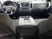 ✅ 2017 Chevrolet Silverado 1500 LT • VIN: 1GCVKREC8HZ359143 • Лот: 90779145. Опубликован ранее на Copart с пробегом 116 012 миль. Бесплатный доступ к архиву аукционных продаж из США и подробный отчёт об истории автомобиля на DreamBid. Изображение 8.