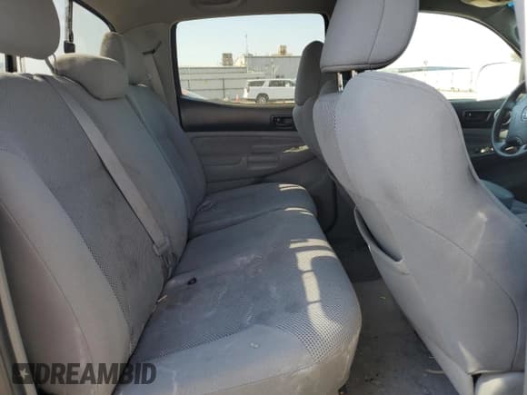 ✅ 2010 Toyota Tacoma • VIN: 3TMMU4FN8AM019037 • Lot: 70206545. Listed on Copart with 158,925 mi. Free auction sales archive from the USA and detailed vehicle history report at DreamBid. Image 10.