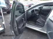 ✅ 2022 Volkswagen Jetta SE • VIN: 3VWEM7BU5NM009068 • Lot: 43431783. Wystawiony na IAAI z przebiegiem 56 621 mil. Bezpłatny archiwum sprzedaży aukcyjnych z USA i szczegółowy raport historii pojazdu na DreamBid. Zdjęcie 5.