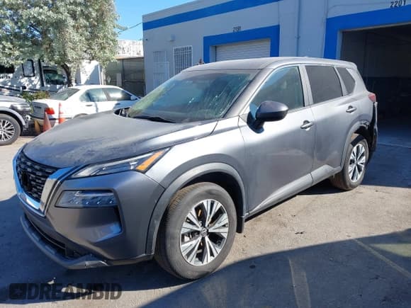 ✅ 2023 Nissan Rogue SV • VIN: 5N1BT3BB9PC872570 • Lot: 43741604. Wystawiony na IAAI z przebiegiem 3 993 mil. Bezpłatny archiwum sprzedaży aukcyjnych z USA i szczegółowy raport historii pojazdu na DreamBid. Zdjęcie 19.