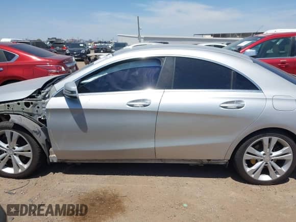 2018 Mercedes-Benz CLA 250 with VIN WDDSJ4EB4JN546706, listed as a IAAI auction lot 42393618 with 62,138 mi miles and . Bid and sale history available at DreamBid. Image 14.