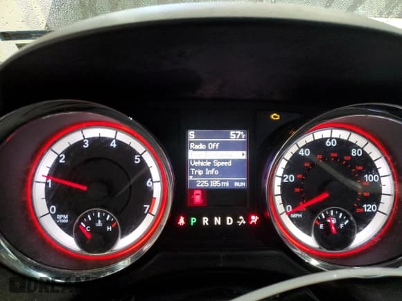 ✅ 2017 Dodge Grand Caravan GT • VIN: 2C4RDGEG3HR593672 • Lot: 91264455. Wystawiony na Copart z przebiegiem 225 185 mil. Bezpłatny archiwum sprzedaży aukcyjnych z USA i szczegółowy raport historii pojazdu na DreamBid. Zdjęcie 9.