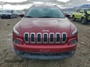 ✅ 2014 Jeep Cherokee Latitude • VIN: 1C4PJMCS0EW272410 • Lot: 92746425. Wystawiony na Copart z przebiegiem 144 519 mil. Bezpłatny archiwum sprzedaży aukcyjnych z USA i szczegółowy raport historii pojazdu na DreamBid. Zdjęcie 5.