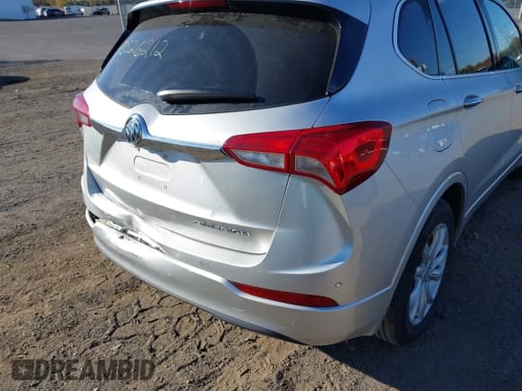 ✅ 2019 Buick Envision Preferred • VIN: LRBFXBSA1KD002390 • Lot: 43526212. Wystawiony na IAAI z przebiegiem 106 413 mil. Bezpłatny archiwum sprzedaży aukcyjnych z USA i szczegółowy raport historii pojazdu na DreamBid. Zdjęcie 6.