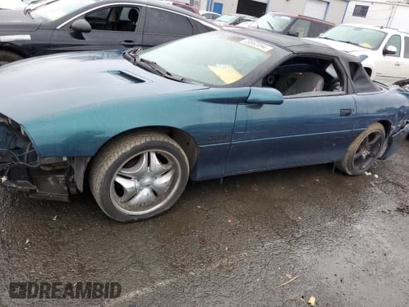 ✅ 1997 Chevrolet Camaro Z28 • VIN: 2G1FP32P5V2139637 • Лот: 39862094. Опубликован ранее на Copart с пробегом Не указан. Бесплатный доступ к архиву аукционных продаж из США и подробный отчёт об истории автомобиля на DreamBid. Изображение 1.