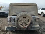 ✅ 2020 Jeep Wrangler Unlimited Sahara • VIN: 1C4HJXEG6LW168029 • Lot: 55061885. Wystawiony na Copart z przebiegiem 62 541 mil. Bezpłatny archiwum sprzedaży aukcyjnych z USA i szczegółowy raport historii pojazdu na DreamBid. Zdjęcie 6.