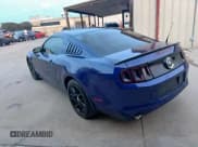 ✅ 2014 Ford Mustang V6 • VIN: 1ZVBP8AMXE5274365 • Лот: 93773655. Опубликован ранее на Copart с пробегом 125 628 миль. Бесплатный доступ к архиву аукционных продаж из США и подробный отчёт об истории автомобиля на DreamBid. Изображение 3.