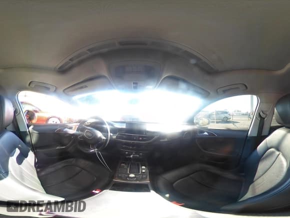 ✅ 2014 Audi A6 Premium Plus • VIN: WAUGFAFC5EN036309 • Lot: 43470364. Wystawiony na IAAI z przebiegiem 188 865 mil. Bezpłatny archiwum sprzedaży aukcyjnych z USA i szczegółowy raport historii pojazdu na DreamBid. Zdjęcie 18.