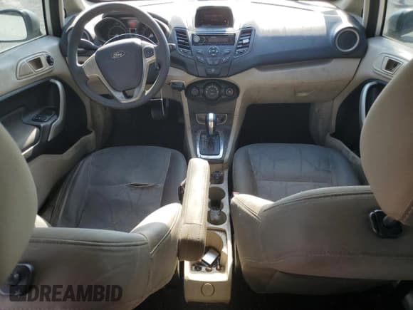 ✅ 2013 Ford Fiesta SE • VIN: 3FADP4BJ9DM167072 • Лот: 82545105. Опубликован ранее на Copart с пробегом 147 949 миль. Бесплатный доступ к архиву аукционных продаж из США и подробный отчёт об истории автомобиля на DreamBid. Изображение 8.