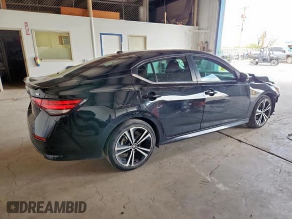 ✅ 2023 Nissan Sentra SR • VIN: 3N1AB8DV0PY243622 • Lot: 81605185. Wystawiony na Copart z przebiegiem 25 721 mil. Bezpłatny archiwum sprzedaży aukcyjnych z USA i szczegółowy raport historii pojazdu na DreamBid. Zdjęcie 3.